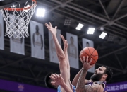 包含云南男篮战胜对手，追赶积分榜前列的词条