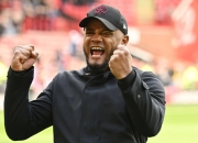 拜仁慕尼黑后防连续失误，主帅怒斥